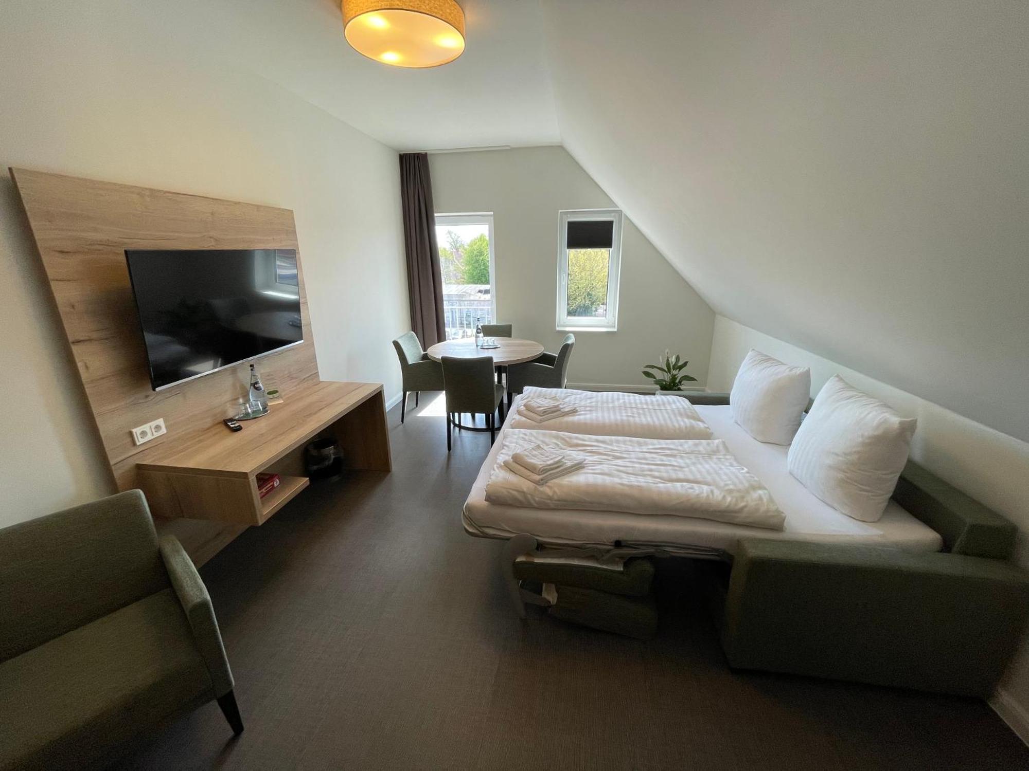 Hotel Am Pferdemarkt Aurich Extérieur photo