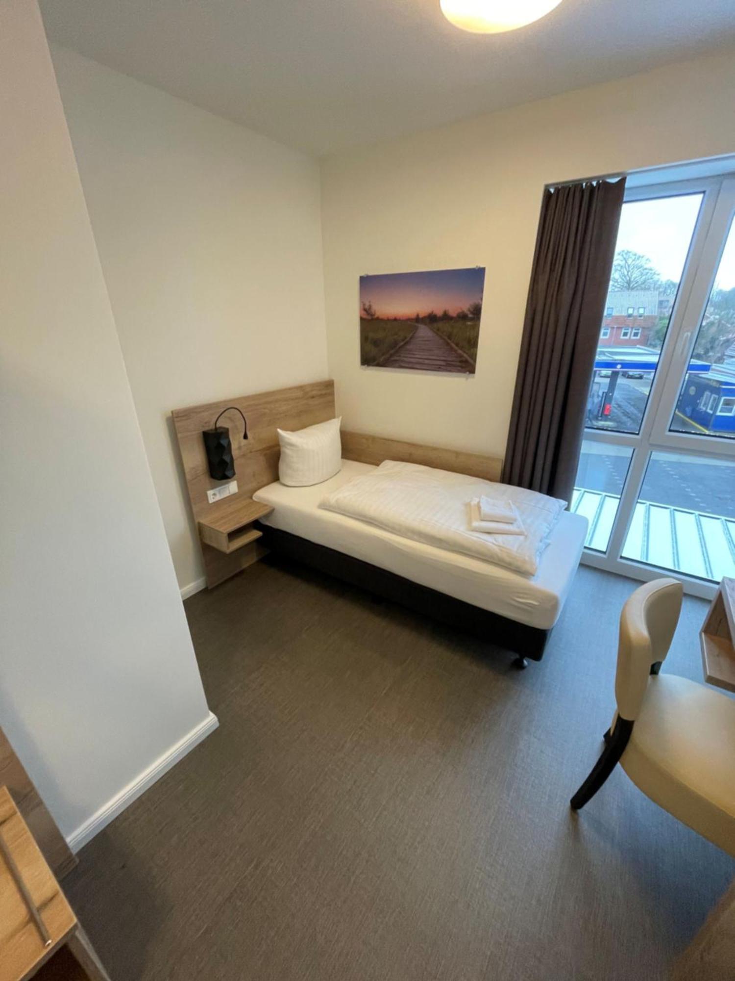 Hotel Am Pferdemarkt Aurich Extérieur photo