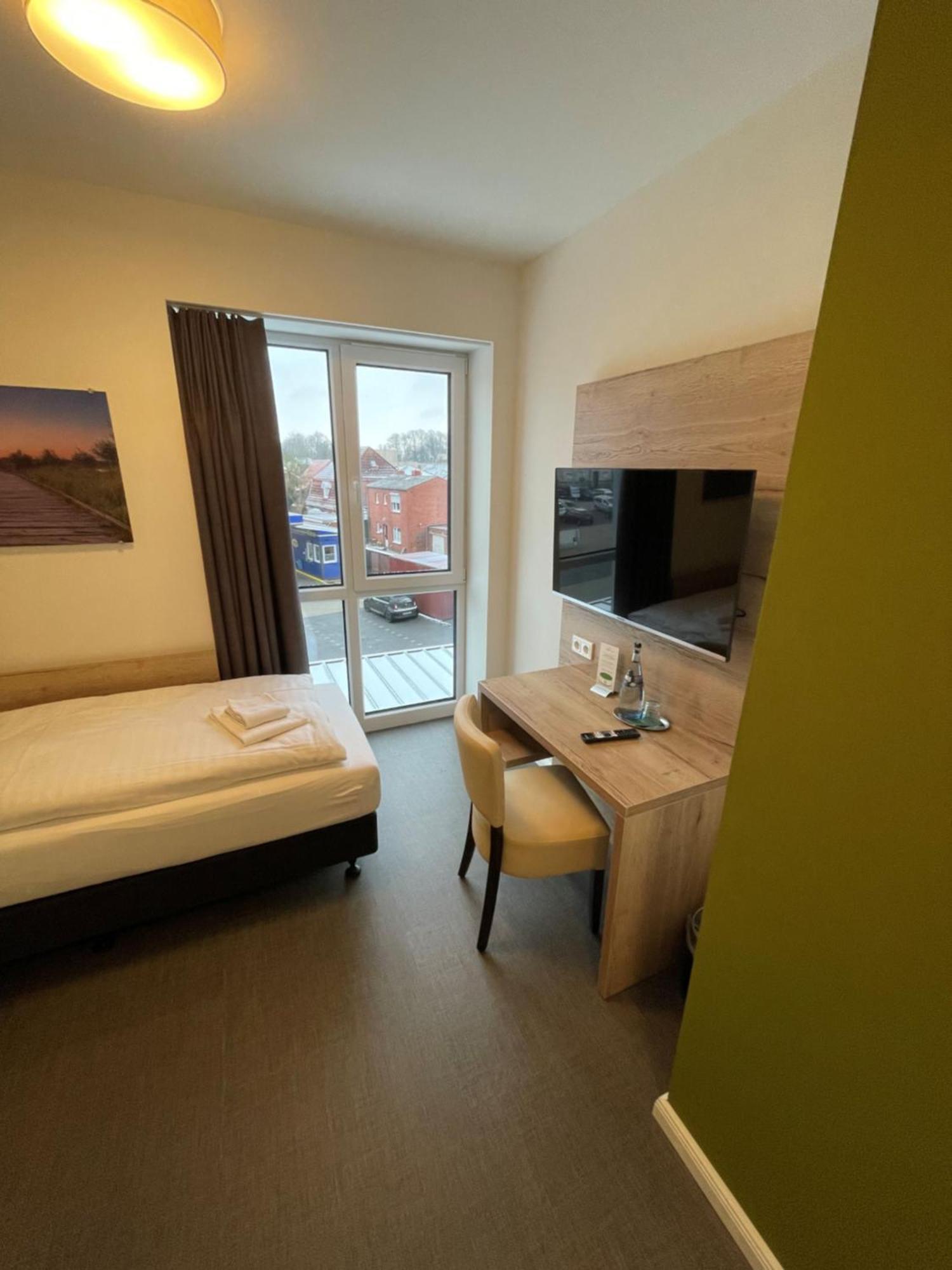 Hotel Am Pferdemarkt Aurich Extérieur photo